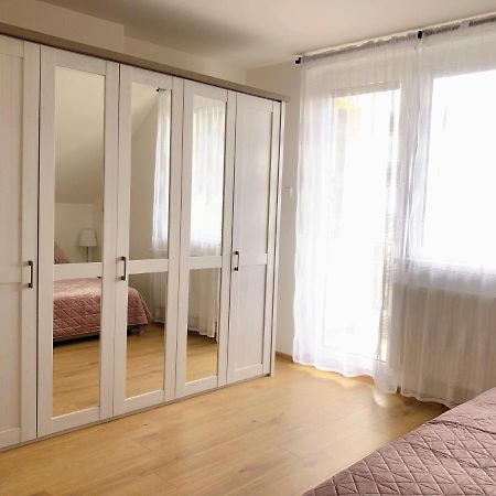 Top Of The Hill Villa Praha Bagian luar foto